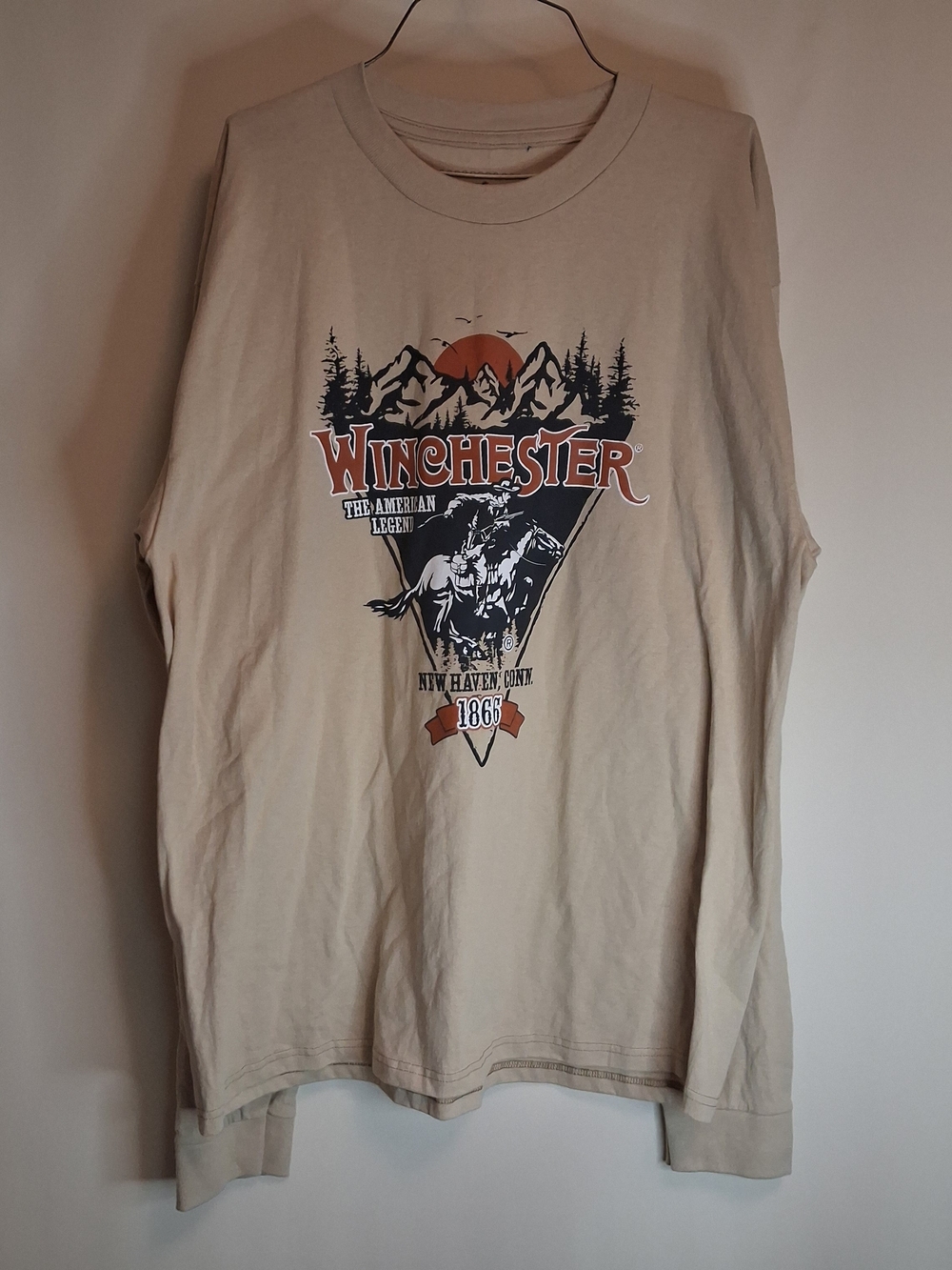 Men's Winchester Beige Graphic Long Sleeve Shirt. Size XL.